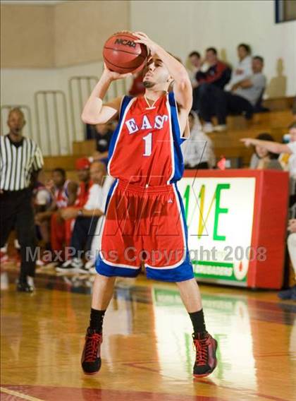 Thumbnail 1 in Clovis East vs East Bakersfield (Modesto Christian Classic)  photogallery.