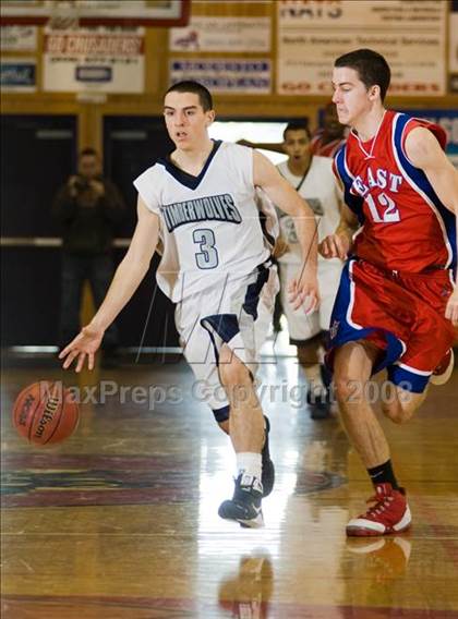 Thumbnail 1 in Clovis East vs East Bakersfield (Modesto Christian Classic)  photogallery.
