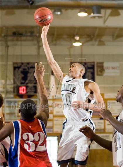 Thumbnail 2 in Clovis East vs East Bakersfield (Modesto Christian Classic)  photogallery.