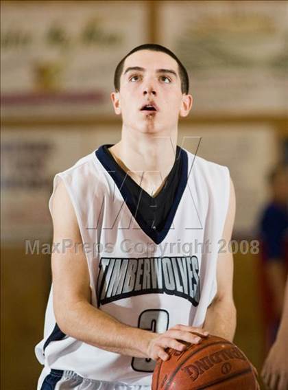 Thumbnail 1 in Clovis East vs East Bakersfield (Modesto Christian Classic)  photogallery.