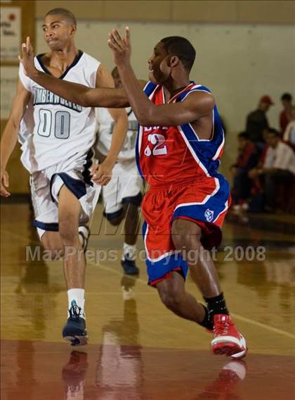 Thumbnail 1 in Clovis East vs East Bakersfield (Modesto Christian Classic)  photogallery.