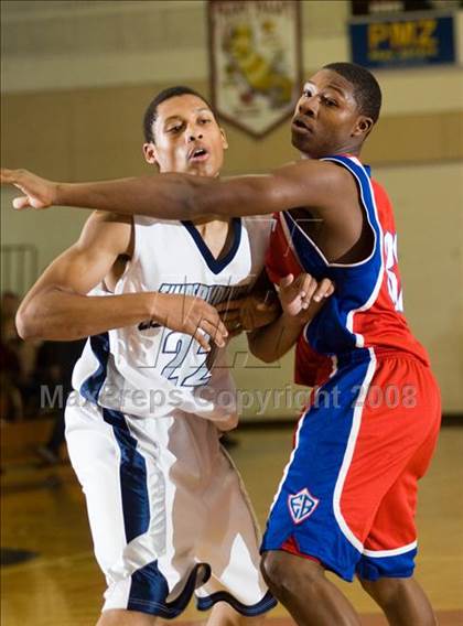 Thumbnail 1 in Clovis East vs East Bakersfield (Modesto Christian Classic)  photogallery.