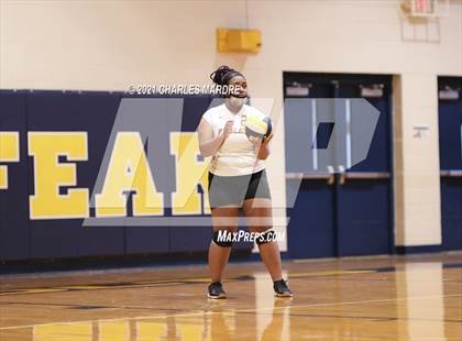 Thumbnail 3 in Douglas Byrd @ Cape Fear photogallery.