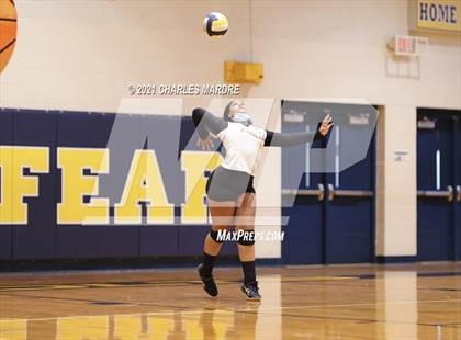 Thumbnail 2 in Douglas Byrd @ Cape Fear photogallery.