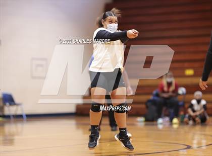 Thumbnail 3 in Douglas Byrd @ Cape Fear photogallery.