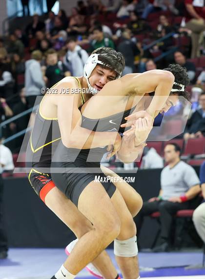 Thumbnail 1 in CIF State Championships (Boy's Semifinals) photogallery.