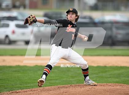 Thumbnail 2 in Mentor @ Hoover photogallery.