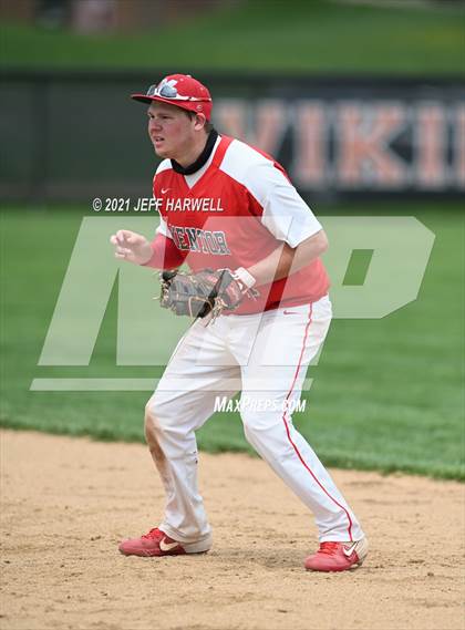 Thumbnail 2 in Mentor @ Hoover photogallery.