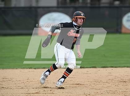 Thumbnail 2 in Mentor @ Hoover photogallery.