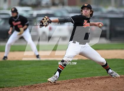 Thumbnail 2 in Mentor @ Hoover photogallery.