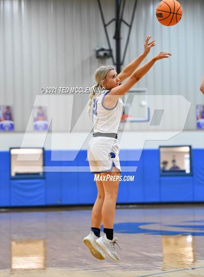 Thumbnail 1 in Wonderview vs Mt. Vernon-Enola (AAA 1A Semi Final Regional) photogallery.