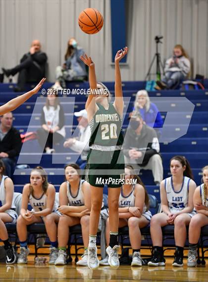 Thumbnail 3 in Wonderview vs Mt. Vernon-Enola (AAA 1A Semi Final Regional) photogallery.