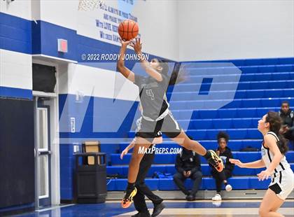 Thumbnail 2 in Westside vs. Sam Rayburn (McDonald's Texas Invitational) photogallery.