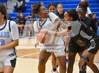 Thumbnail 3 in Westside vs. Sam Rayburn (McDonald's Texas Invitational) photogallery.