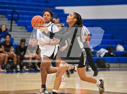 Thumbnail 3 in Westside vs. Sam Rayburn (McDonald's Texas Invitational) photogallery.