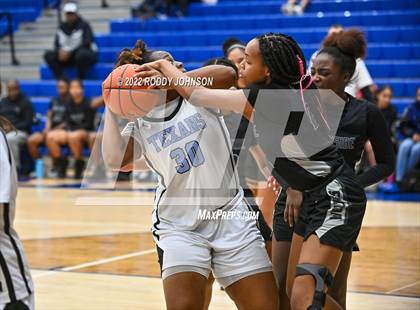 Thumbnail 1 in Westside vs. Sam Rayburn (McDonald's Texas Invitational) photogallery.