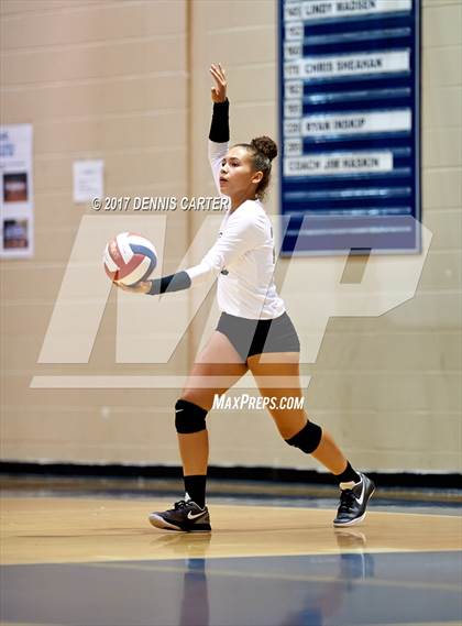 Thumbnail 3 in Hillgrove vs. Pope (Tri Match) photogallery.