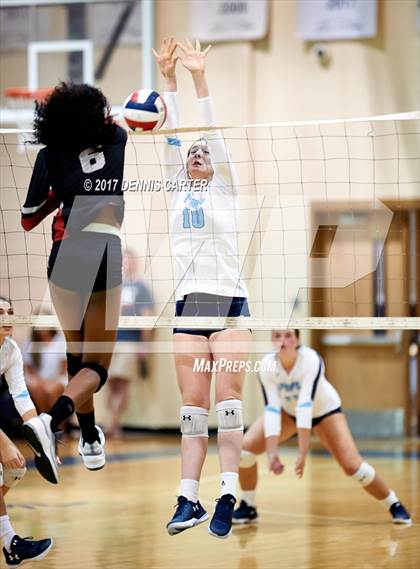 Thumbnail 1 in Hillgrove vs. Pope (Tri Match) photogallery.
