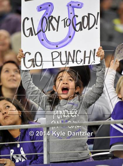 Thumbnail 1 in Canadian vs. Mason (UIL 2A Division 1 Final) photogallery.