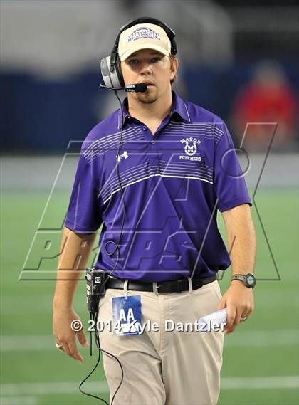 Thumbnail 1 in Canadian vs. Mason (UIL 2A Division 1 Final) photogallery.