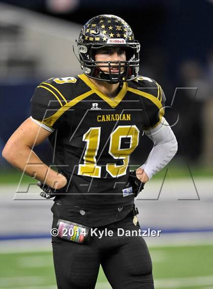 Thumbnail 3 in Canadian vs. Mason (UIL 2A Division 1 Final) photogallery.