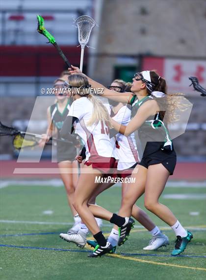 Thumbnail 3 in Oaks Christian vs Thousand Oaks  photogallery.