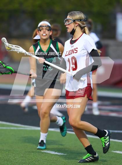 Thumbnail 1 in Oaks Christian vs Thousand Oaks  photogallery.