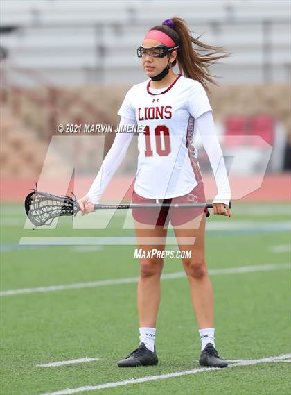 Thumbnail 3 in Oaks Christian vs Thousand Oaks  photogallery.