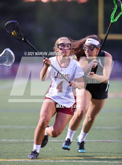 Thumbnail 3 in Oaks Christian vs Thousand Oaks  photogallery.