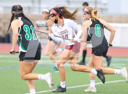 Thumbnail 3 in Oaks Christian vs Thousand Oaks  photogallery.