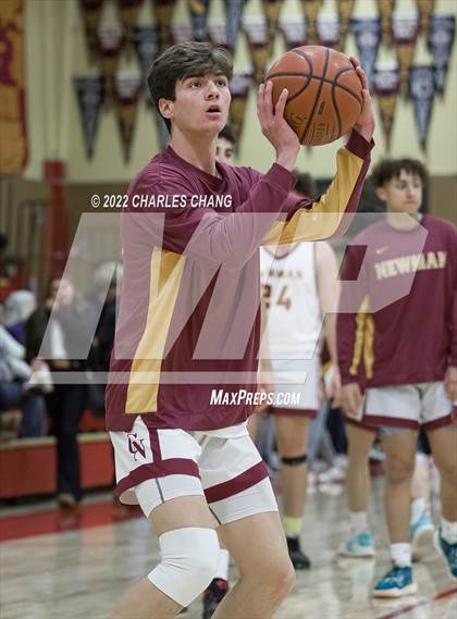 Thumbnail 2 in Montgomery vs Cardinal Newman photogallery.