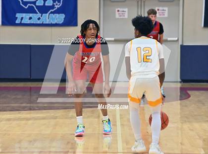 Thumbnail 3 in Midway vs. Nimitz (McDonald's Texas Invitational) photogallery.