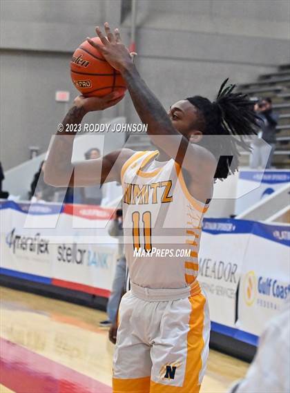 Thumbnail 1 in Midway vs. Nimitz (McDonald's Texas Invitational) photogallery.