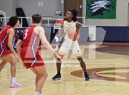 Thumbnail 1 in Midway vs. Nimitz (McDonald's Texas Invitational) photogallery.