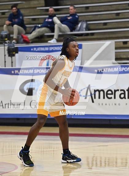 Thumbnail 1 in Midway vs. Nimitz (McDonald's Texas Invitational) photogallery.
