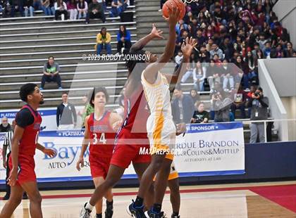 Thumbnail 3 in Midway vs. Nimitz (McDonald's Texas Invitational) photogallery.