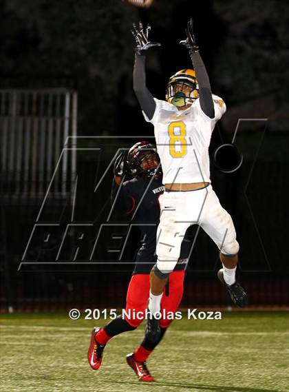 Thumbnail 3 in Harvard-Westlake vs. Jefferson photogallery.