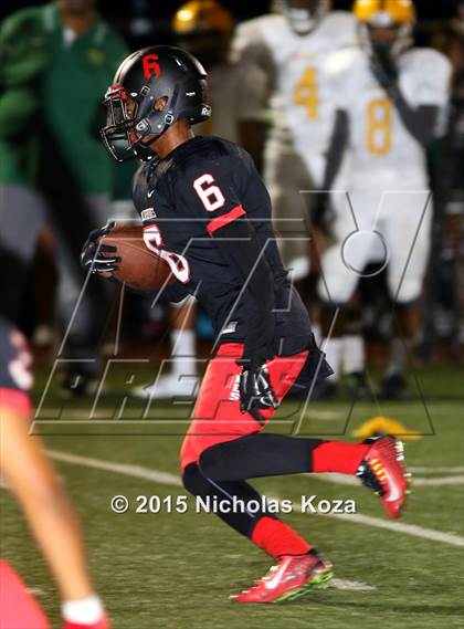 Thumbnail 3 in Harvard-Westlake vs. Jefferson photogallery.