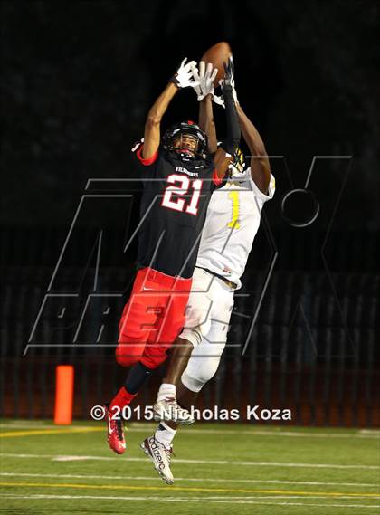 Thumbnail 2 in Harvard-Westlake vs. Jefferson photogallery.