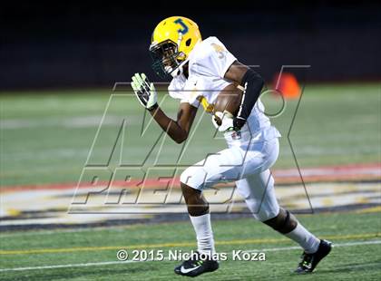 Thumbnail 3 in Harvard-Westlake vs. Jefferson photogallery.