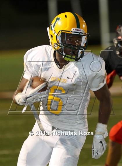 Thumbnail 2 in Harvard-Westlake vs. Jefferson photogallery.