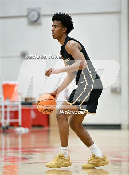 Thumbnail 2 in Archbishop Mitty vs. Jesuit (Fr. Barry Christmas Classic) photogallery.