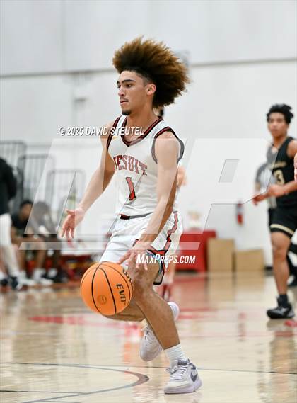 Thumbnail 3 in Archbishop Mitty vs. Jesuit (Fr. Barry Christmas Classic) photogallery.