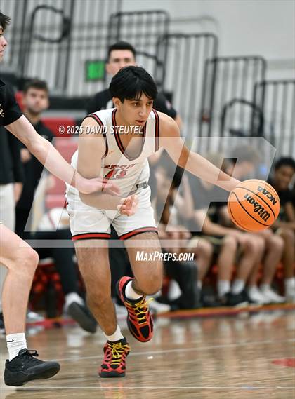 Thumbnail 3 in Archbishop Mitty vs. Jesuit (Fr. Barry Christmas Classic) photogallery.