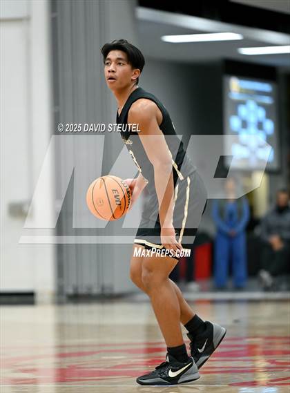 Thumbnail 3 in Archbishop Mitty vs. Jesuit (Fr. Barry Christmas Classic) photogallery.