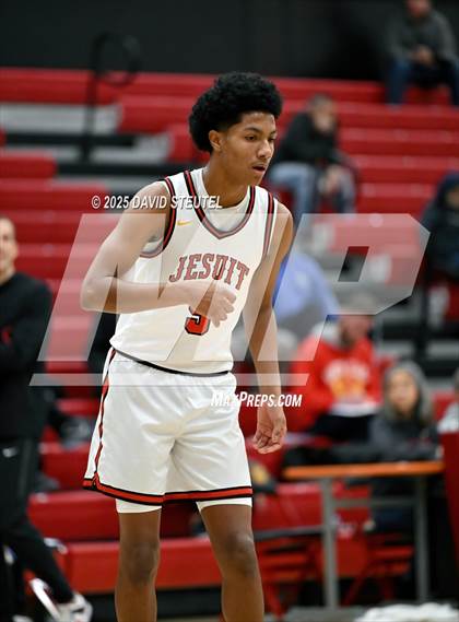 Thumbnail 1 in Archbishop Mitty vs. Jesuit (Fr. Barry Christmas Classic) photogallery.