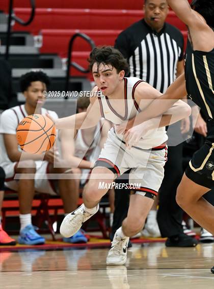 Thumbnail 2 in Archbishop Mitty vs. Jesuit (Fr. Barry Christmas Classic) photogallery.