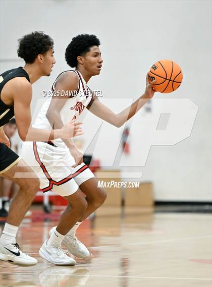 Thumbnail 1 in Archbishop Mitty vs. Jesuit (Fr. Barry Christmas Classic) photogallery.