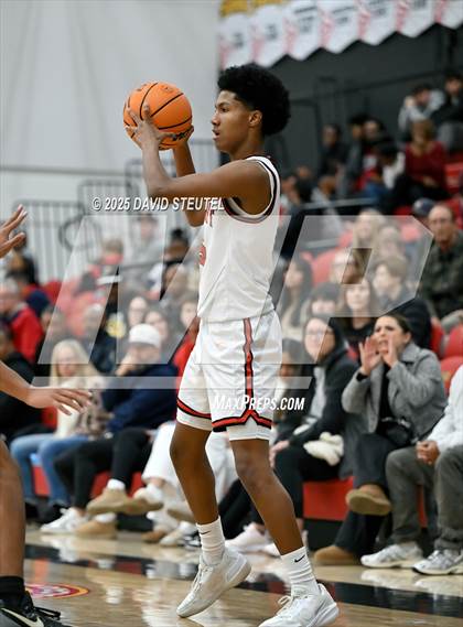 Thumbnail 1 in Archbishop Mitty vs. Jesuit (Fr. Barry Christmas Classic) photogallery.