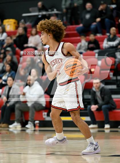 Thumbnail 1 in Archbishop Mitty vs. Jesuit (Fr. Barry Christmas Classic) photogallery.